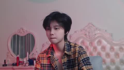 joycekay online show from January 12, 9:31 pm