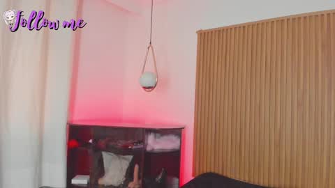 Juanita online show from February 11, 12:04 pm