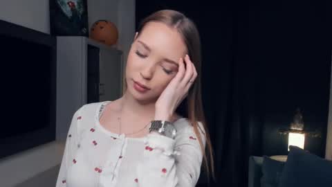 Judie online show from November 14, 9:15 pm