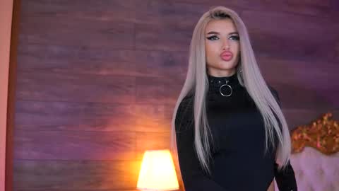 Jessye online show from October 11, 9:28 pm