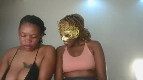 Juicey lovely online show from April 14, 6:30 pm