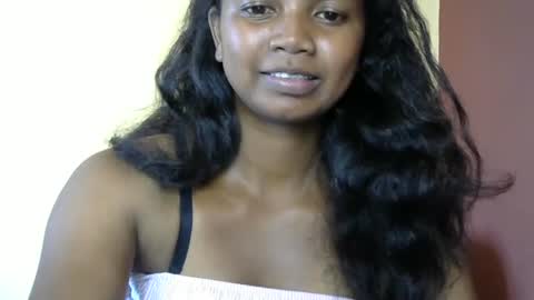 stellah online show from March 6, 8:52 am