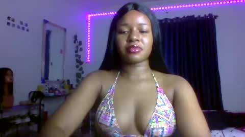 Emily online show from November 5, 8:41 am