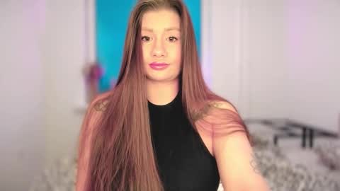 Elena online show from December 3, 1:24 pm