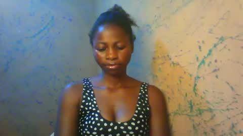 juicypiexx online show from October 19, 4:20 pm