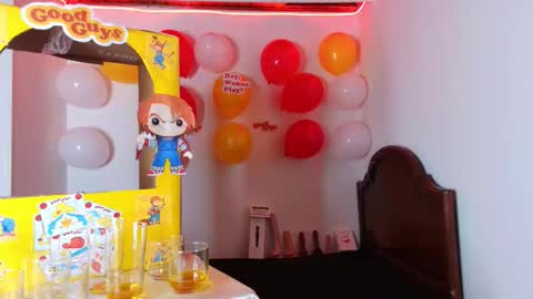 Juliana online show from October 31, 5:42 am