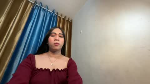 Julia online show from August 9, 8:51 am