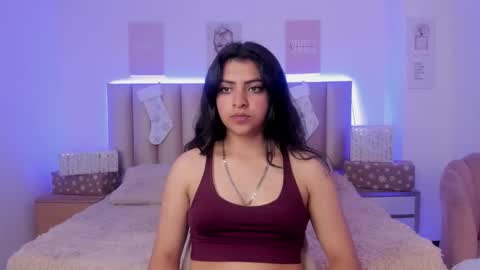 julie_devani online show from January 5, 8:23 pm