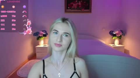 julieblazex online show from June 4, 9:08 pm
