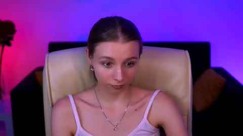 juliedaniel online show from September 9, 1:33 pm