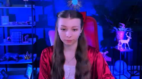 juliedaniel online show from November 28, 9:01 am