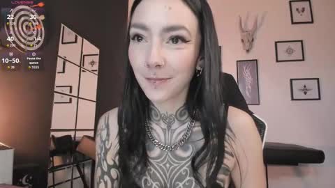 juliet_sourire online show from September 25, 2:05 pm