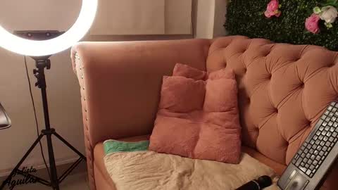 Juli online show from March 1, 8:41 pm