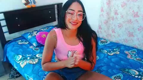 julieta art1 online show from December 8, 8:25 pm