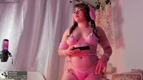 Juli  online show from March 8, 3:48 am