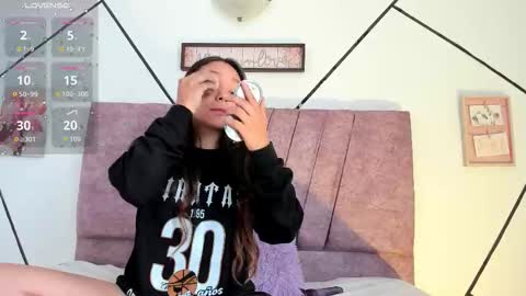 Julieta  online show from November 17, 3:35 pm