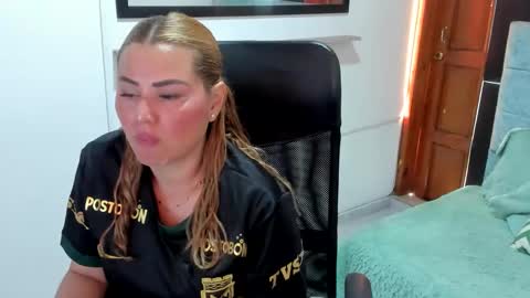 julieta_star69 online show from February 4, 7:39 pm