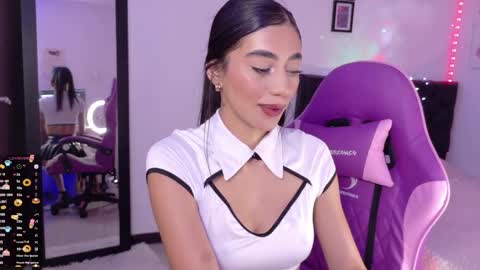 Julieta online show from May 8, 2:09 pm