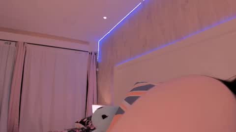 Julieta Vargas online show from March 15, 3:03 pm