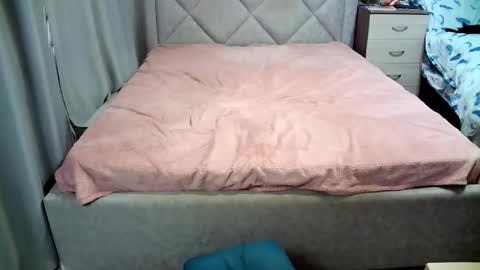 Julietkitty online show from April 18, 7:11 am