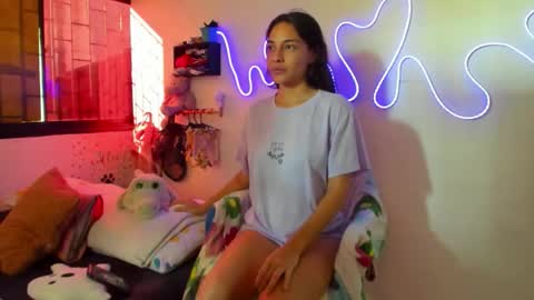 Snapshot of juliette_sweet05 chatting on October 22, 8:58 pm juliette online show from October 22, 8:58 pm