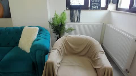 Julya online show from February 14, 9:22 am