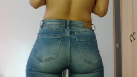 Snapshot of julyanarains chatting on February 23, 1:13 pm Julyana online show from February 23, 1:13 pm