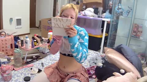 june999bunny online show from December 11, 8:50 pm