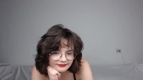 Snapshot of junnewers chatting on February 22, 5:31 pm JunneWers online show from February 22, 5:31 pm