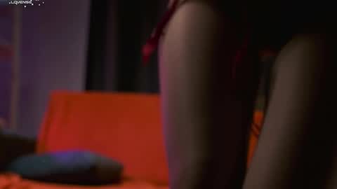 Caroline but call me Carrie online show from November 21, 9:11 am