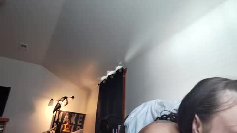 justjenn193315 online show from February 22, 7:59 pm