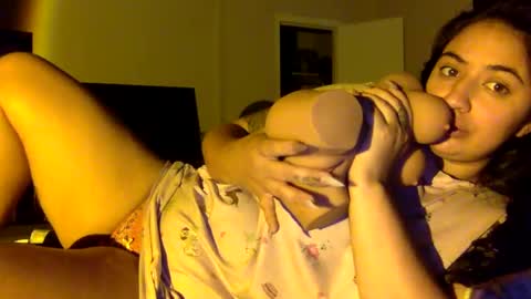 JustKat online show from October 12, 8:11 pm