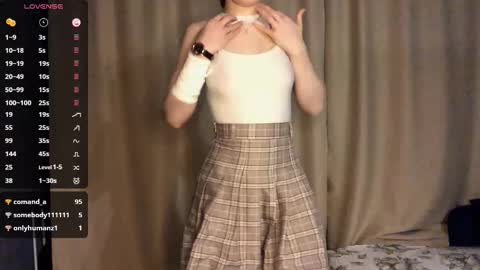 Snapshot of justprettygirl chatting on October 24, 8:38 pm Lina online show from October 24, 8:38 pm
