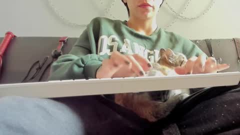 Miss K online show from September 12, 5:20 pm