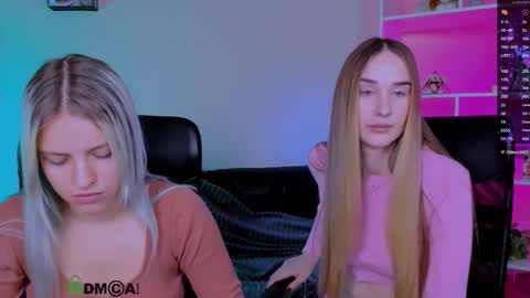 kaela_spell_ online show from November 20, 12:50 pm