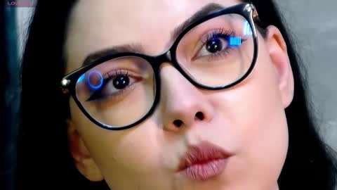 Kaila Lewis online show from January 14, 6:24 pm