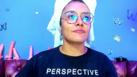 kaira_mosse_ online show from May 28, 11:52 am