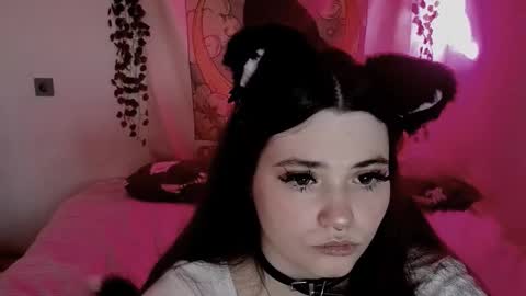 Snapshot of kaisythesmall chatting on October 18, 5:54 am Kessy online show from October 18, 5:54 am