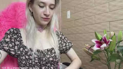 Snapshot of kali_the_goddess chatting on October 5, 11:48 am kali_the_goddess online show from October 5, 11:48 am