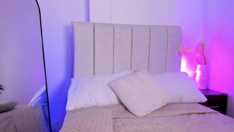 Kali Bloom  online show from May 8, 11:39 pm