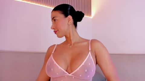 Carolina   online show from February 20, 1:12 pm