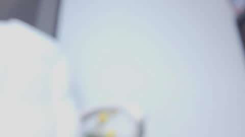 Hannah online show from February 9, 11:18 pm