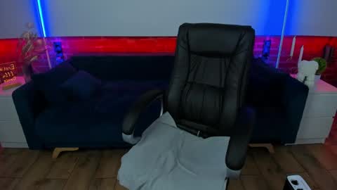 kamilahot25 online show from February 28, 7:48 am