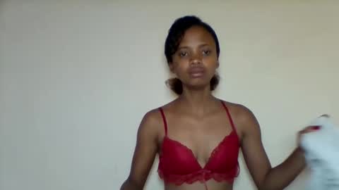 kamillah69 online show from January 12, 1:38 pm