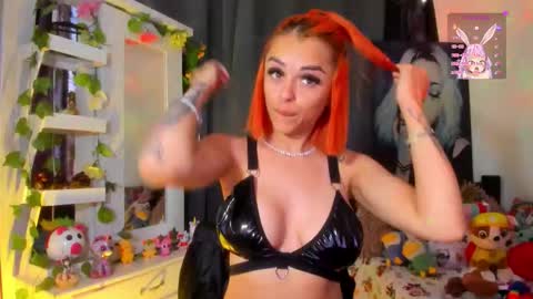 hello  Im Danni online show from February 10, 1:47 pm