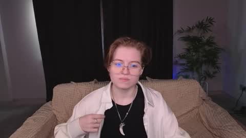 Karen online show from March 17, 8:40 am