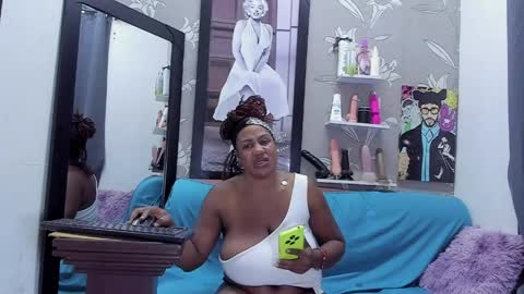 Karen online show from May 15, 11:29 pm