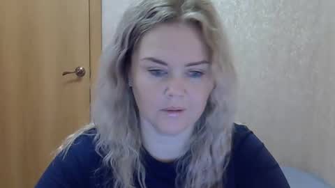 karennelsonx online show from November 2, 3:04 pm