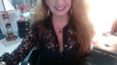 karima_sarabe online show from September 19, 9:58 pm