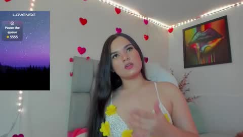 Snapshot of karin_grey69 chatting on October 21, 2:26 am Karin    online show from October 21, 2:26 am